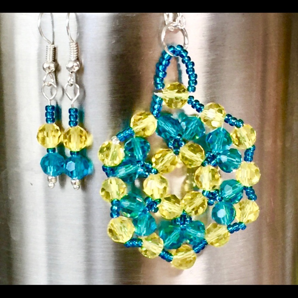 “”Day Sky” Artisan Necklace Set